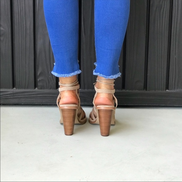 Sbicca Leather Ankle Strap Caged Heeled Sandal - Picture 3 of 5